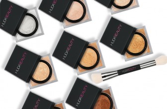 HUDA Beauty Easy Bake Loose Powder und Face Bake & Blend Dual-Ended Setting Complexion Brush