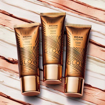 Makeup Revolution Glow Beam Light Illuminating Strobe Cream ⋆