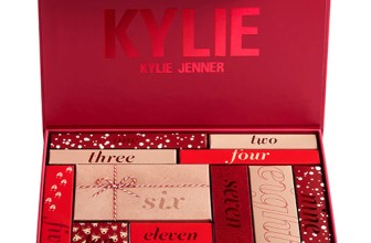Kylie Cosmetics 12 Days Advent Calendar 2022 – jetzt in Deutschland erhältlich