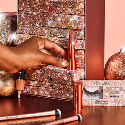Makeup Revolution Ultimate Glamour 12 Day Advent Calendar ⋆