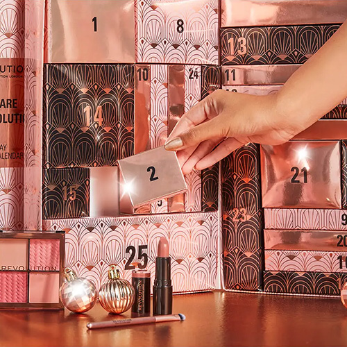 Makeup Revolution You Are The Revolution 25 Day Advent Calendar ⋆
