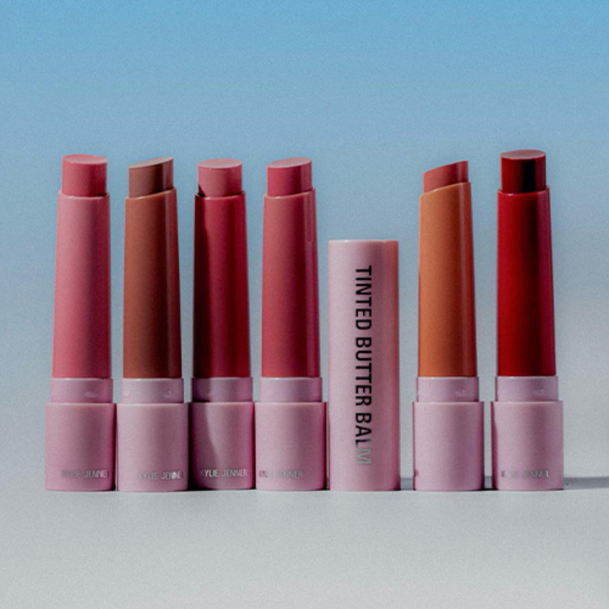 Kylie Cosmetics Tinted Butter Balm jetzt bei Douglas erhältlich ⋆