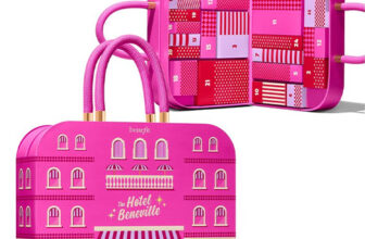 Benefit Cosmetics The Hotel Beneville Adventskalender 2026