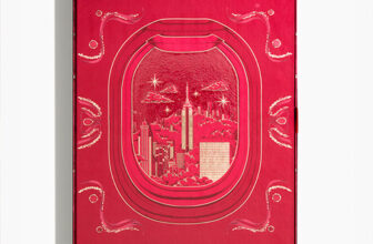 Carolina Herrera Adventskalender 2026: 12 Tage voller Beauty