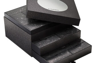 MAC Cosmetics 24 Days of M.A.C Icons Advent Calendar 2026