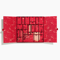 Carolina Herrera Adventskalender 2026: 24 Tage voller Beauty