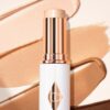 Charlotte Tilbury Unreal Skin Sheer Glow Tint Hydrating Foundation Stick – jetzt bei Douglas erhältlich