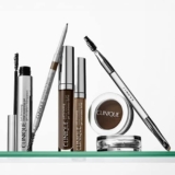 Clinique Eyebrow Collection 2025 – jetzt in Deutschland erhältlich