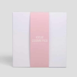 Kylie Cosmetics Holiday Advent Calendar 2024 – jetzt erhältlich