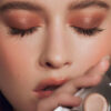 RÓEN Beauty Eyes on Me Eyeshadow Palette um – 53% reduziert
