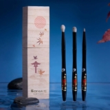 Sonia G. Japanese Gardens Maki-e Brush Set – jetzt erhältlich