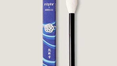 rēphr x Andreea Ali: 2609 Powder Brush – jetzt wieder erhältlich